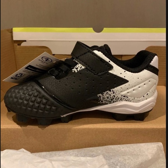 Athletic Works Shoes Athletic Works Youth Baseball Cleats Poshmark